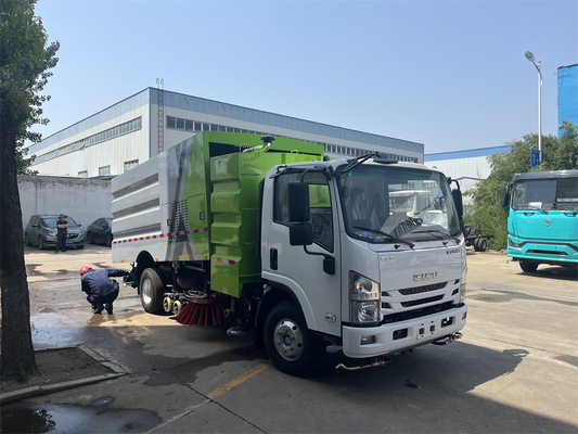 4x2 Isuzu KV600 130hp Eu 5 high pressure road sweeper truck