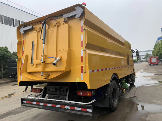 High Pressure Road Sweeper Truck With 9000 Liters Water Tank CCC Certified