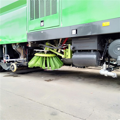 Diesel Powered Commercial Sweeper Truck For Urban Air Improvement