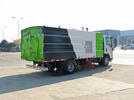 Japanese 4x2 Isuzu KV100 115hp Eu 5 Road Sweeping Truck Diesel Powered
