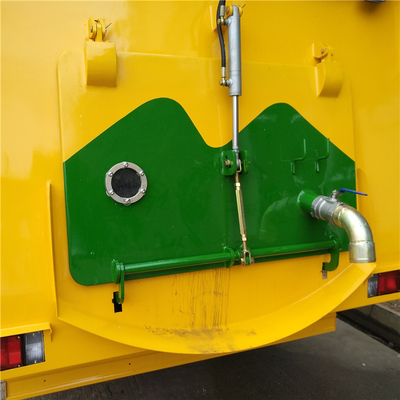 ISUZU KV600 700P Versatile Air Sweeper Truck For Various Cleaning Tasks And Surfaces
