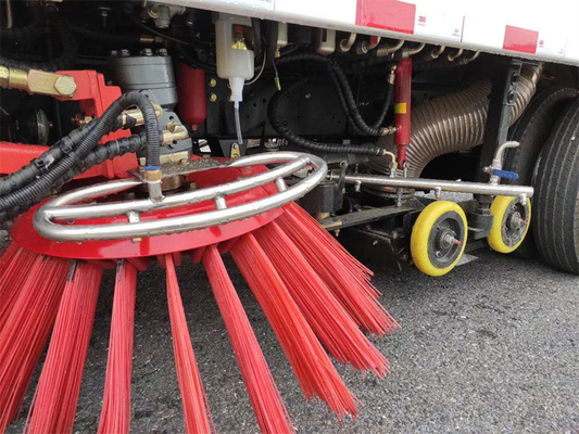 Single Cabin 120hp Road Sweeper Truck With High Pressure Washing For Oil Stain Cleaning