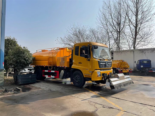 Dongfeng 10m3 Tank Road Washing Truck Safe And Hygienic Vehicle