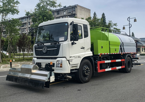 Effective Mechanical Sweeper Truck High Pressure Cleaning Truck 7 Tons