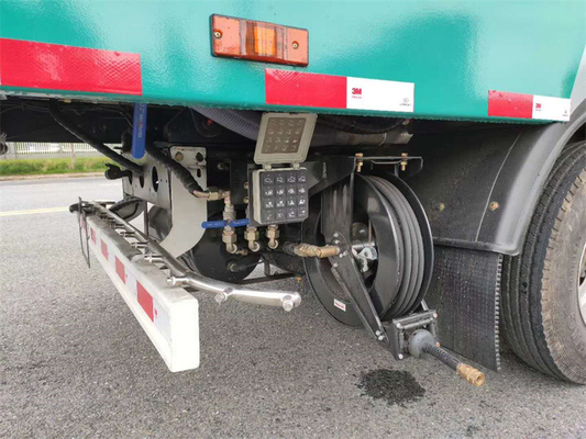 Max Speed 100 Km/H Eu 3 Street Sweeper Truck For Oil Stain Cleaning