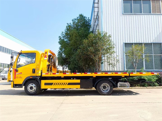 Howo Sinotruck Tilt And Slide Recovery Trucks 4 Tons 116hp Rated Power
