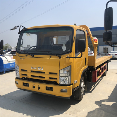 6 Tons 700p Isuzu Japan Light Duty Flatbed Tow Truck With 2 Sections Underlift