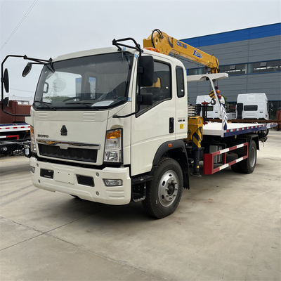 Howo Euro 3 Flatbed Wrecker Truck 4 Tons Flatbed Tilt Truck 116hp Rated Power