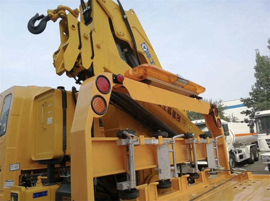5 Tons Howo Euro 3 Euro 5 Flatbed Wrecker Truck With Knuckle Crane