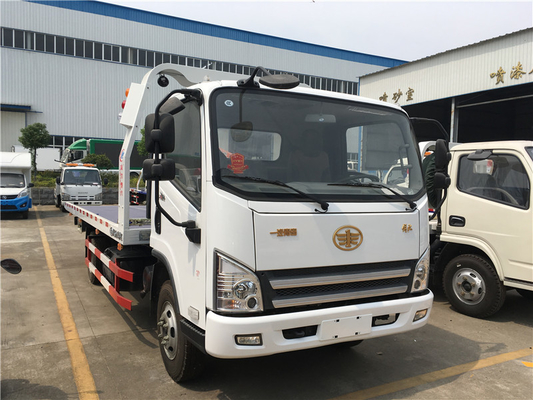 Euro 6 Left Hand Drive Faw Flatbed Recovery Truck 4 Tonne With 2 Sections Underlift