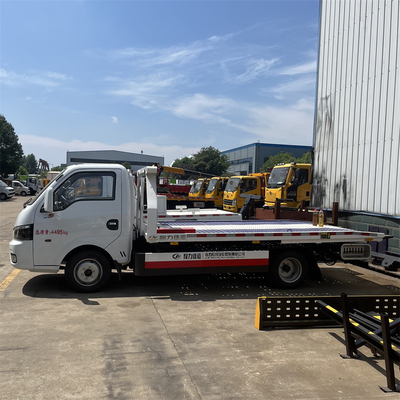 Euro 6 Dongfeng Mini Tilt Deck Tow Truck 3 Ton Tow Truck Both Sides Manual Operation