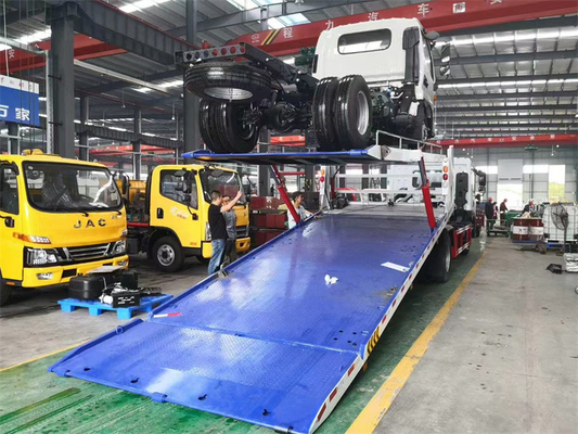 Dongfeng Double Deck Carrier Tilt And Slide Recovery Trucks 4x2 Euro 3