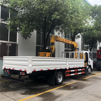 Isuzu ELF XCMG Straight Arm 5 Ton Truck Mounted Crane For Municipal Construction