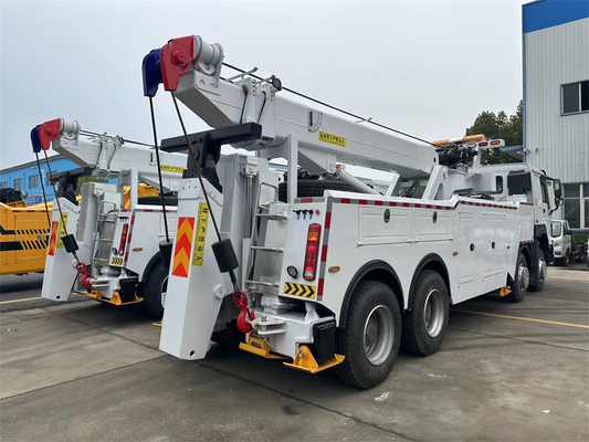 50 Tons Howo Sinotruck Heavy Duty Rotator With 360 Degree Continuous Rotation