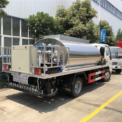 ISUZU 5cbm  6cbm Bitumen Spraying Truck For Road Construction