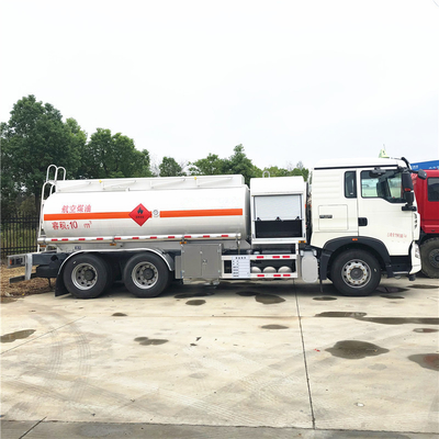 Sinotruck Howo 20000 Liters Air Jet Aviation Refueling Trucks For Remote Areas