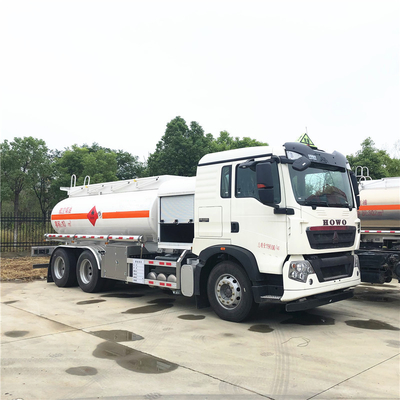 Sinotruck Howo 20000 Liters Air Jet Aviation Refueling Trucks For Remote Areas