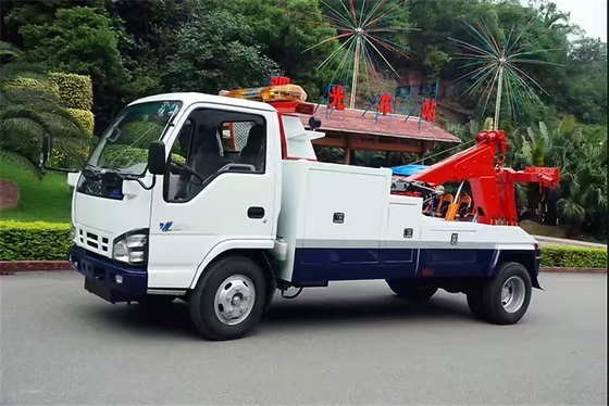 6 Tons Euro 5 Isuzu Tow Trucks Wheel Lift Light Duty Wrecker