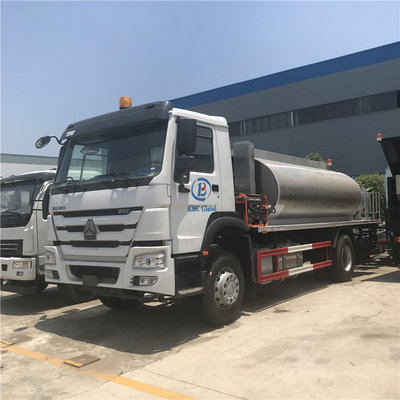 Sinotruck Howo 10 Cbm 12 Cbm Truck Mounted Bitumen Sprayer With Dongfeng Chassis