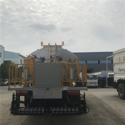 Sinotruck Howo 10 Cbm 12 Cbm Truck Mounted Bitumen Sprayer With Dongfeng Chassis