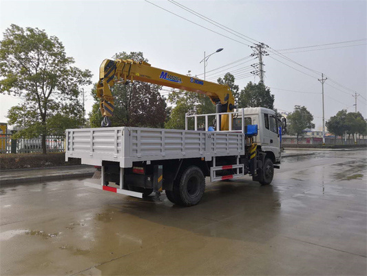 8 Ton Dongfeng Truck 4WD Offroad Mounted Crane For Municipal Construction And Poor Road Conditions