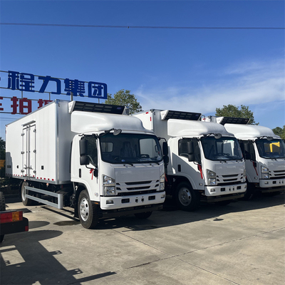 8 TONS ISUZU 700P 190hp diesel engine TRUCK REFRIGERATOR REFRIGERATED VEHICLE