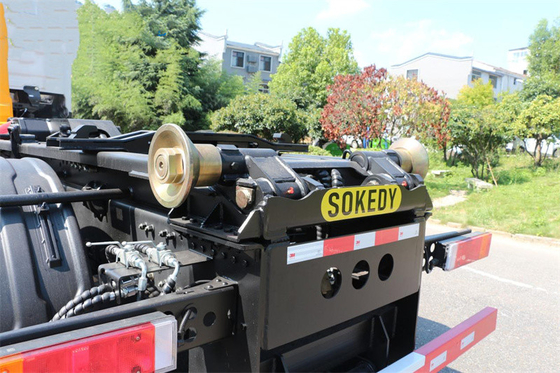 8x4 Sinotruck Howo Hook Lifting Arm Garbage Truck With 20 Cbm Bucket