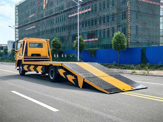 6 Wheels Sinotruck Howo Wrrcker Bed Winch Support Excavator Loading Road Rescue Truck
