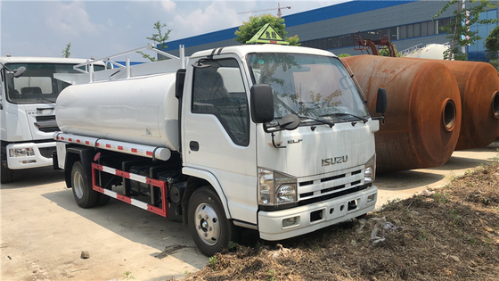 ISUZU 100P DIESEL ENGINE 98HP 4000 LITERS FUEL DISPENSING TRUCK