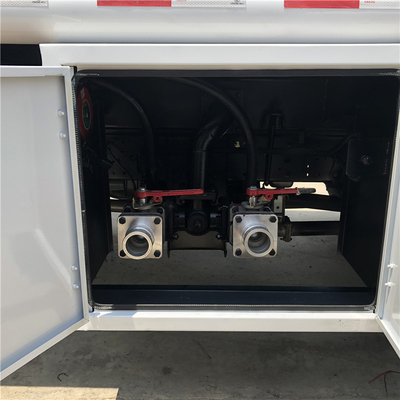 ISUZU 100P DIESEL ENGINE 98HP 4000 LITERS FUEL DISPENSING TRUCK
