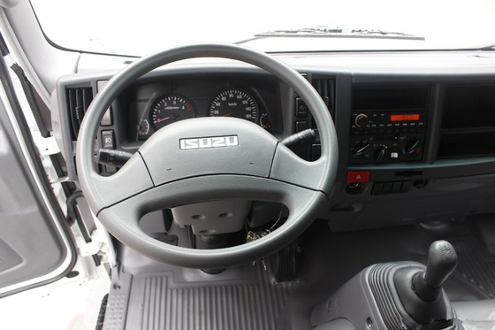 GVW 3500kg Japanese Isuzu KV100 115hp Light Cargo Box Van Truck With 2 Tons 3 Ton Loading Lorry Truck