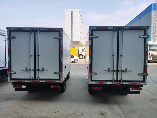 1-2 Tons Right Hand Drive FOTON Trucks Mini Freezer Box Truck