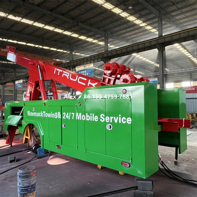 30 TONS RECOVERY TRUCK BOOM WITH 25 TONS UNDERLIFT DOUBLE 15 TONS WINCHES HYDRAULIC PARTS