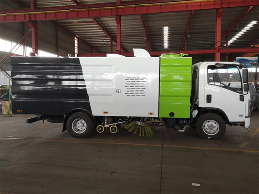 3000 Liters Tank Road Sweeper Truck With Isuzu Engine For Cleaning