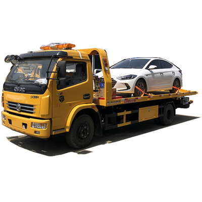 4T Dongfeng Euro 3 Flatbed Wrecker Truck One Tow Two Carrier With Underlift