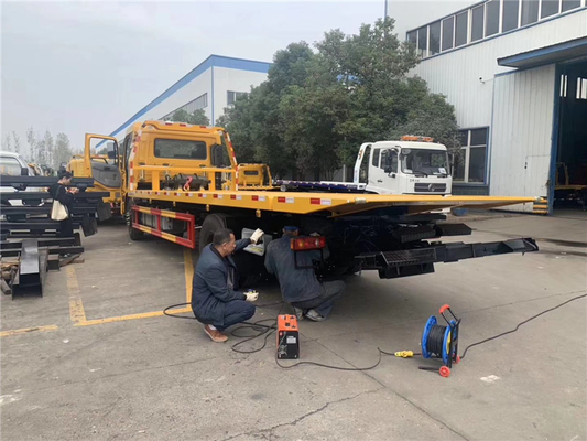Dongfeng 8 Tons Tilt Tray Flat Bed Tow Trucks Customizable High Durability