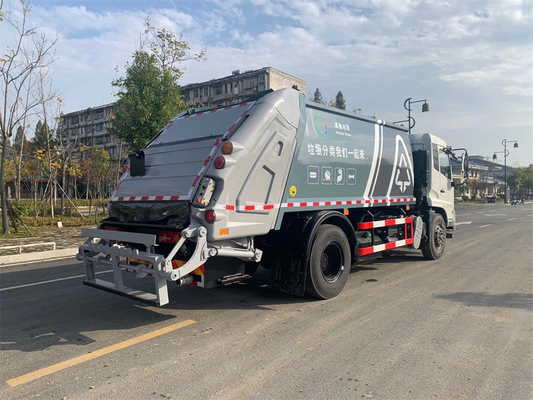 Dongfeng 190hp Engine Garbage Compactor Truck With 12cbm Tank